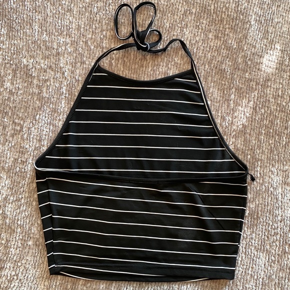 SheIn Striped Hater Top - Picture 4 of 5
